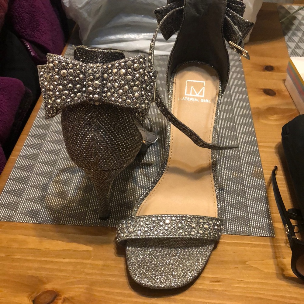 Material girl sandal heels size 7.5